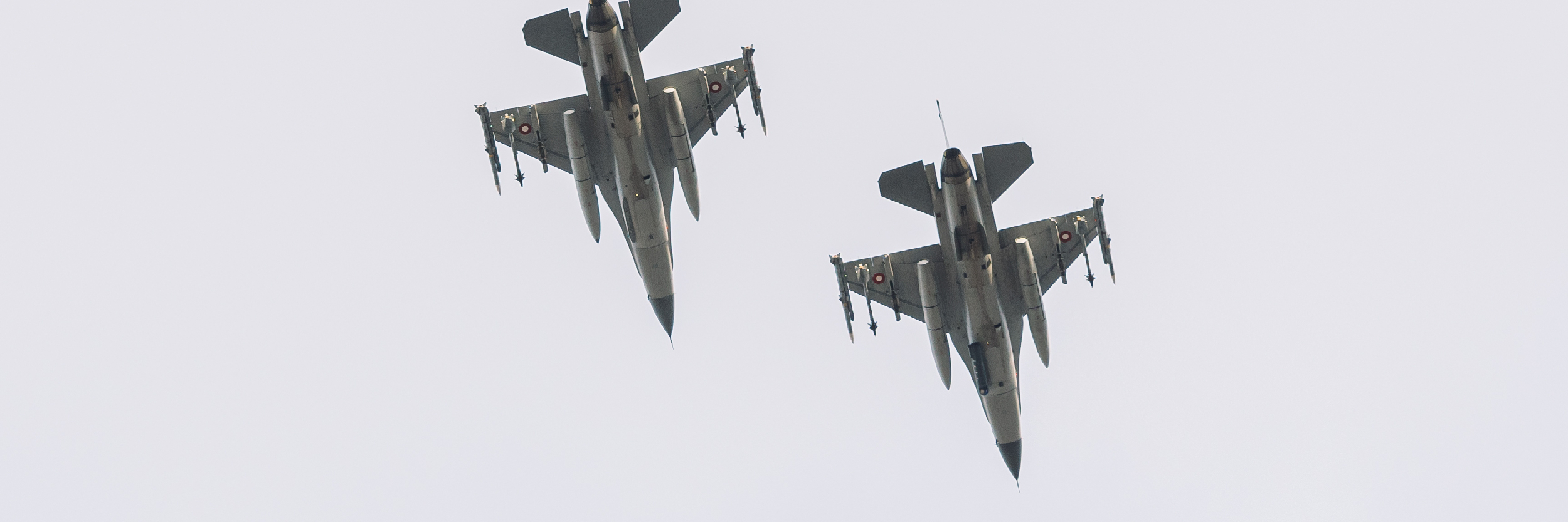 The two F-16s returning to Aviano AB with their load of aam and JDAMs